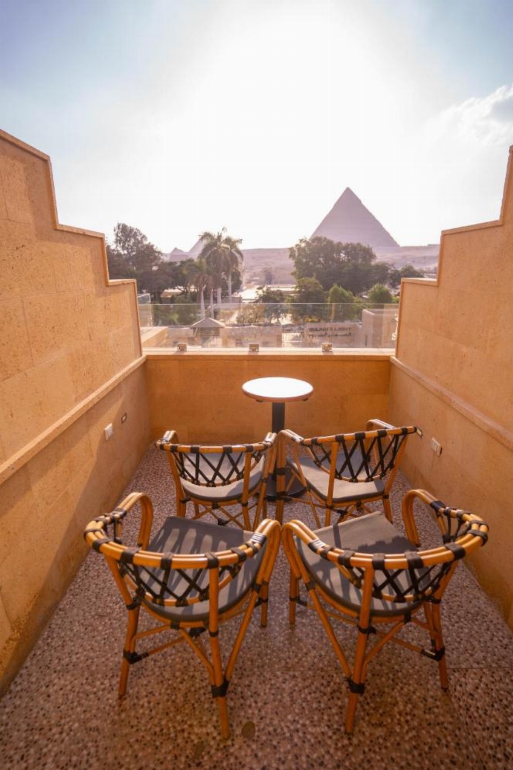 Great Pyramid Inn Image 24