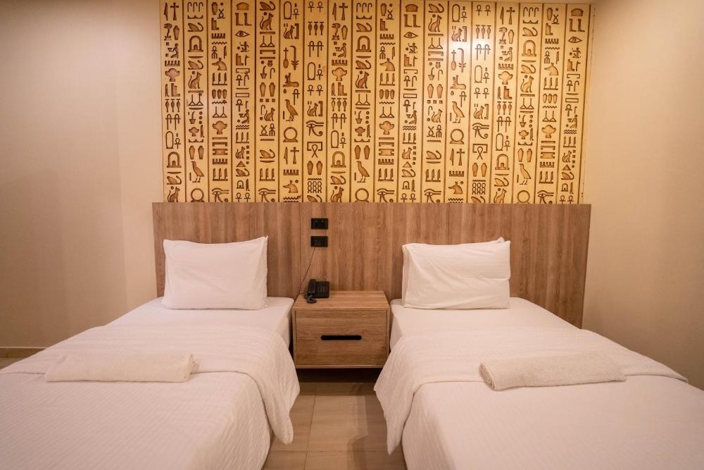 Great Pyramid Inn Image 25