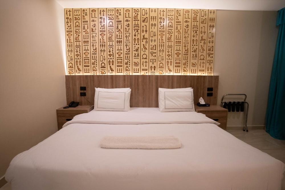 Great Pyramid Inn Image 26