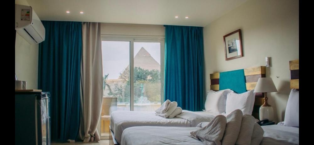 Great Pyramid Inn Image 75